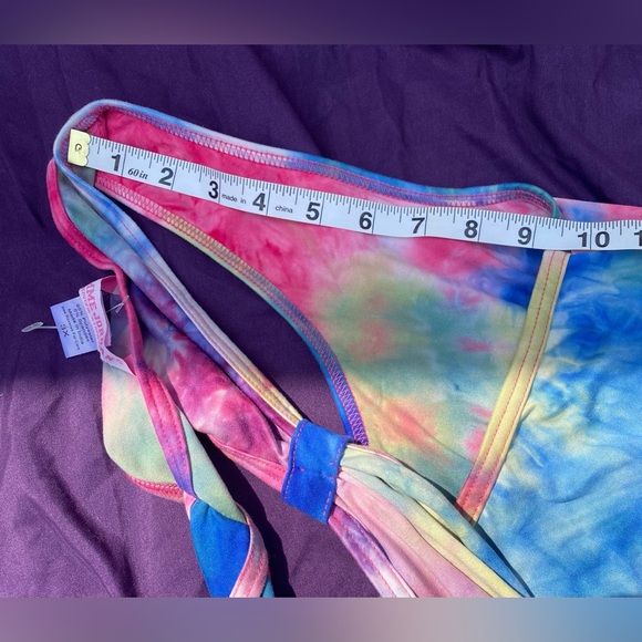 205-You Are Colourful🌈 Emme Jordan Tye Dye Tie Back Tank - Picture 6 of 7